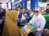 Momen Mendag Zulhas Cek Harga dan Stok Bahan Pokok di Bengkulu