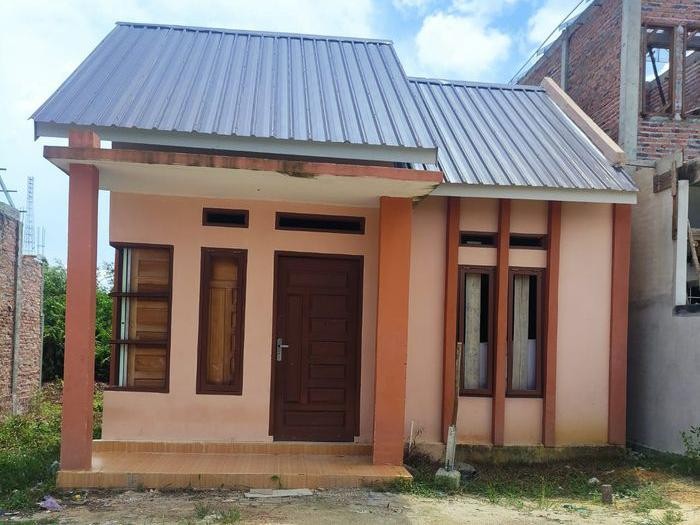 Tampilan depan rumah Perumahan Dermaga Residence