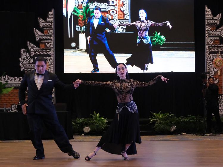Potret Keseruan Kompetisi Tari Tango Dunia di Bali