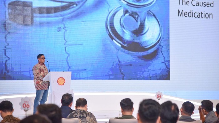 Saat Para Ahli Kumpul Bahas Peningkatakan Produktivitas Industri Shell Indonesia menggelar diskusi peningkatan produktivitas industri di Indonesia. Diskusi ini mempertemukan para ahli dan lebih dari 200 profesional dari berbagai kalangan industri.