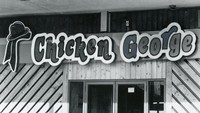 Zaman dulu, restoran cepat saji terutama di Amerika Serikat terkenal punya konsep berbeda. Bisnis restoran tersebut banyak yang dijalankan dari satu generasi keluarga ke generasi lainnya. Foto: lovefood.com