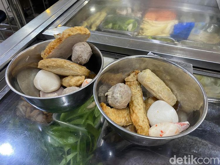 Segarnya Yong Tau Fu ala Singapura yang Legendaris di Pasar Baru