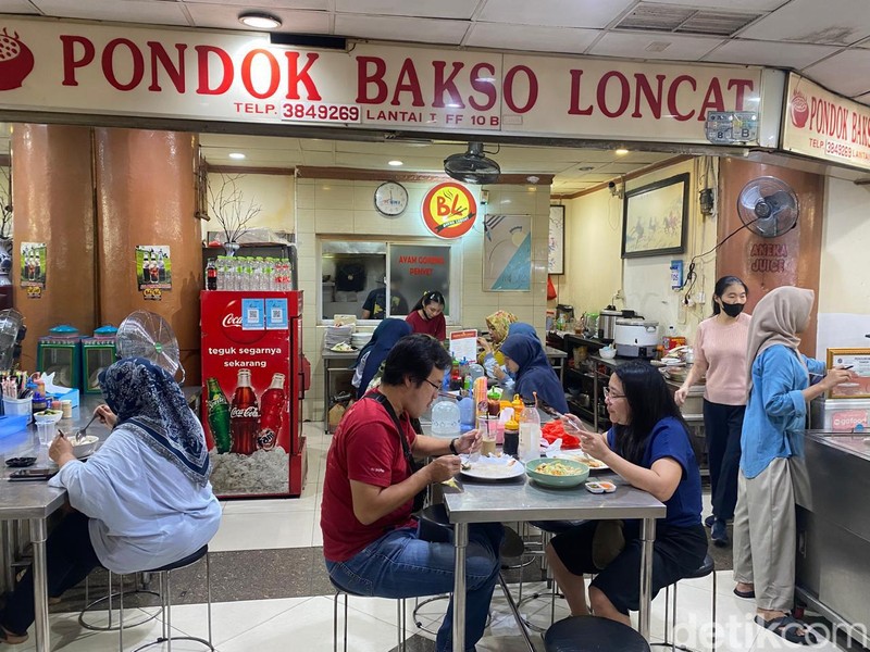 Segarnya Yong Tau Fu ala Singapura yang Legendaris di Pasar Baru