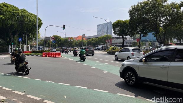 Traffic light di dekat Istana kembali berfungsi