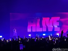 Obrolan Paling Realistis antara B.I dan Fans di Konser Hype Up Jakarta Obrolan Paling Realistis antara B.I dan Fans di Konser Hype Up Jakarta