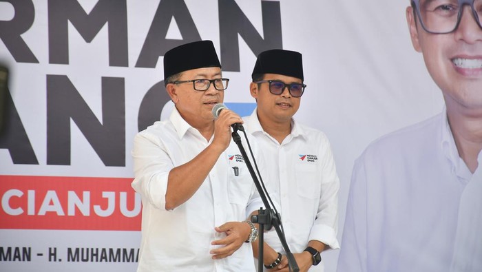 Bakal Calon Bupati dan Wakil Bupati Herman-Ibang Resmikan sekretariat pemenangan bersama 5 koalisi parpol