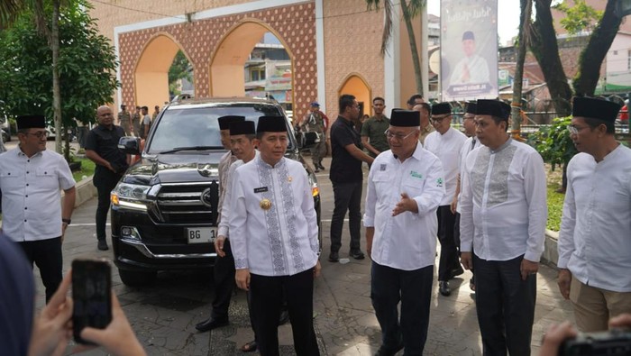 Bank Sumsel Babel bersama Pemprov Sumsel melaksanakan  program berkurban serentak