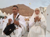 Momen Haru Jemaah Haji Panjatkan Doa Saat Wukuf di Arafah