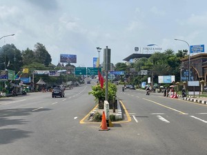Polisi Terapkan One Way di Puncak Bogor Arah Jakarta Siang Ini