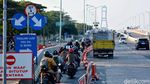 Potret Lalu Lintas di Jembatan Suramadu saat Mudik Idul Adha 2024