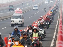 Potret Lalu Lintas Mudik Idul Adha di Jembatan Suramadu