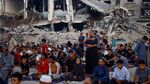 Potret Pilu Warga Gaza Salat Idul Adha di Reruntuhan Masjid