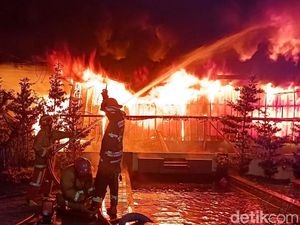 Pabrik Makanan Ringan di Kawali Ciamis Kebakaran, Diduga Korsleting