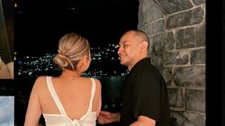 Sweet Banget! BCL Pamer Honeymooning Bareng Suami