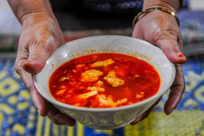 Angeun Lada, kuliner khas dari Provinsi Banten.