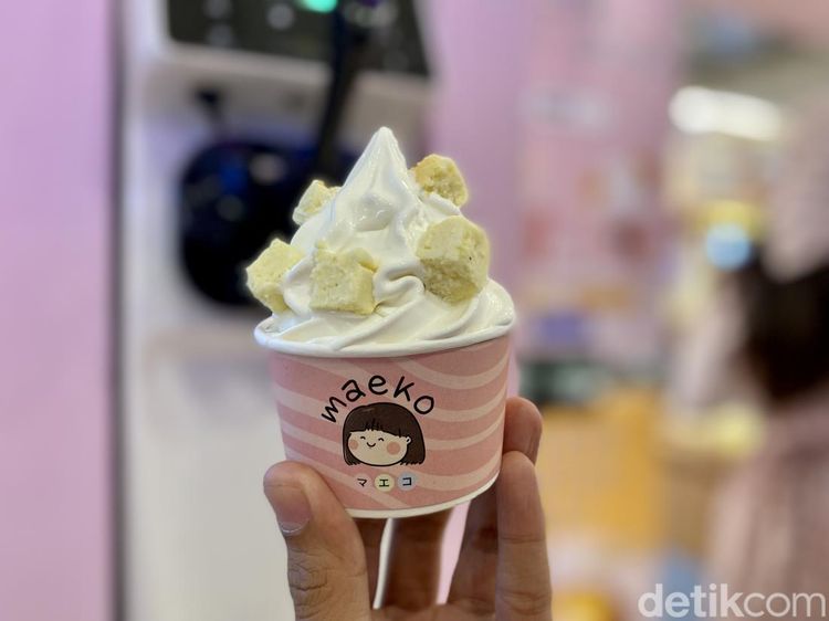 Serba Cheesecake! Ada Cheesecake Sando hingga Soft Serve di Gerai Cantik Ini