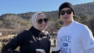 Citra Kirana dan Rezky Naik Haji, Sebelumnya Juga Kompak Kulineran