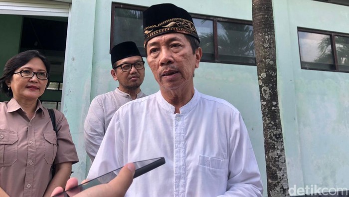 Pj Wali Kota Jogja Sugeng Purwanto usai pantauan di RPH Giwangan, Kota Jogja, Senin (17/6/2024).