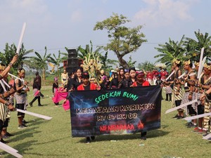 Meriahnya Karnaval di Kaliombo Jepara, Kenalkan Potensi Desa Lewat Sedekah Bumi