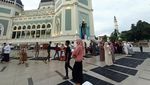 Salat Idul Adha di Masjid Raya Al-Mashun Medan