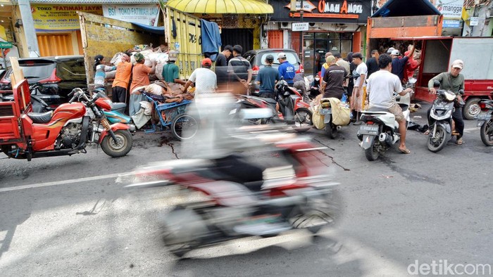 Pengepul Kulit Hewan Kurban Idul Adha di Surabaya Pengepul Kulit Hewan Kurban Idul Adha di Surabaya