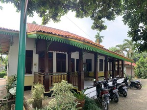 Ternyata Ini Alasan Orang Betawi Buat Makam di Sebelah Rumah