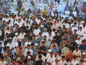 Jam Berapa Sholat Idul Adha 2025? Cek Waktu, Niat, dan Tata Caranya