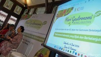 Gastronomi atau tata boga adalah seni, atau ilmu akan makanan yang baik. Penjelasan yang lebih singkat menyebutkan gastronomi sebagai segala sesuatu yang berhubungan dengan kenikmatan dari makan dan minuman.