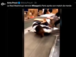Momen itu mebuat Mbappe diledek di medsos. Penyerang yang bakal pindah ke Real Madrid itu diledek bakal dikembalikan Los Blancos karena tumpul. (Foto: Twitter @ActuProut1)