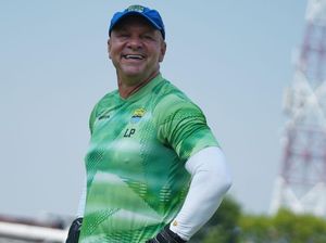 Pesan Passos untuk Kiper Muda Persib Sheva Sanggasi