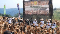 Pendirian SMK Pertanian TNI-AD ini merupakan kerja sama antara Yayasan JHL Merah Putih Kasih (JHL FOUNDATION) dan Markas Besar TNI Angkatan Darat (Mabes AD) yang kini dikomandoi KSAD Jenderal Maruli Simanjuntak.