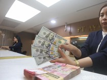 Dolar AS Kian Perkasa