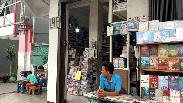 Pasar Buku Kwitang