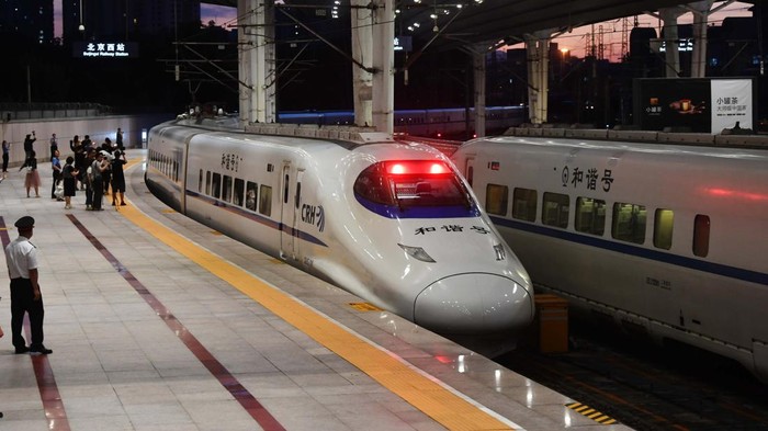 BEIJING, CHINA - JUNE 15: The high-speed sleeper train D909 bound for Hong Kong's West Kowloon Station departs from Beijing West Railway Station on June 15, 2024 in Beijing, China. High-speed sleeper trains connecting Beijing and Shanghai to Chinese Hong Kong started operations on June 15. (Photo by Yuan Yi/Beijing Youth Daily/VCG via Getty Images)