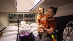 Penampakan Kereta Cepat Hong Kong-Beijing yang Resmi Beroperasi