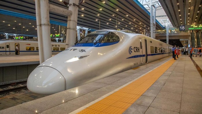 BEIJING, CHINA - JUNE 15: The high-speed sleeper train D909 bound for Hong Kong's West Kowloon Station departs from Beijing West Railway Station on June 15, 2024 in Beijing, China. High-speed sleeper trains connecting Beijing and Shanghai to Chinese Hong Kong started operations on June 15. (Photo by Lyu Biao/VCG via Getty Images)