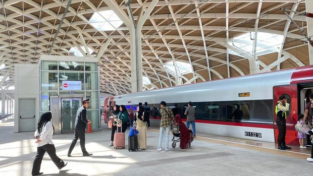 Penumpang Kereta Cepat Whoosh membludak saat libur Idul Adha. (Dok. KCIC)