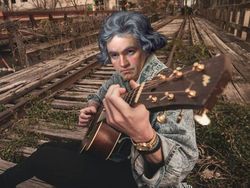 Ketika Photoshop Sulap ikon Klasik Jadi Influencer