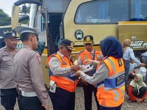 Antisipasi Kecelakaan, Bus Wisata di Kota Batu Jadi Sasaran Ramp Check
