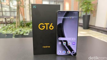 Sudah siap menanti kehadiran seri Realme GT 6 ? Kira-kira berapa ya harga smartphone ini di Indonesia? Foto: Rachmatunnisa