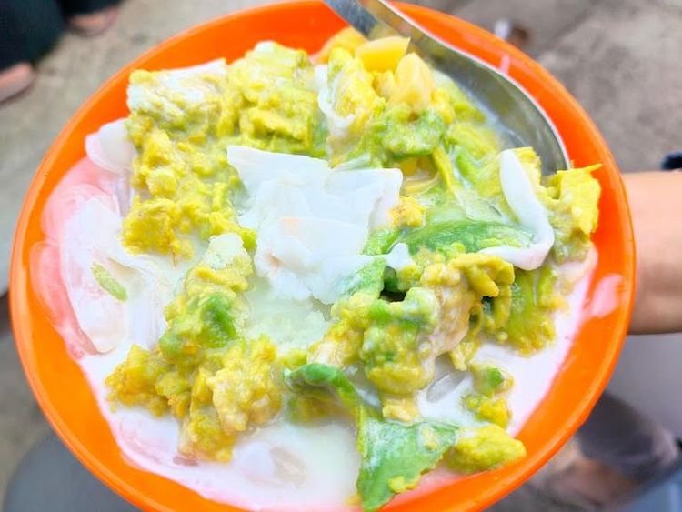 Slurpp! 20 Es Teler Manis Segar Ada di Sini