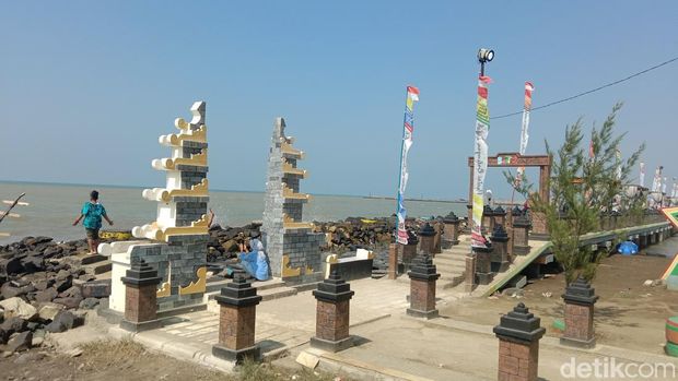 Suasan di Pantai Bali 2 Indramyu.