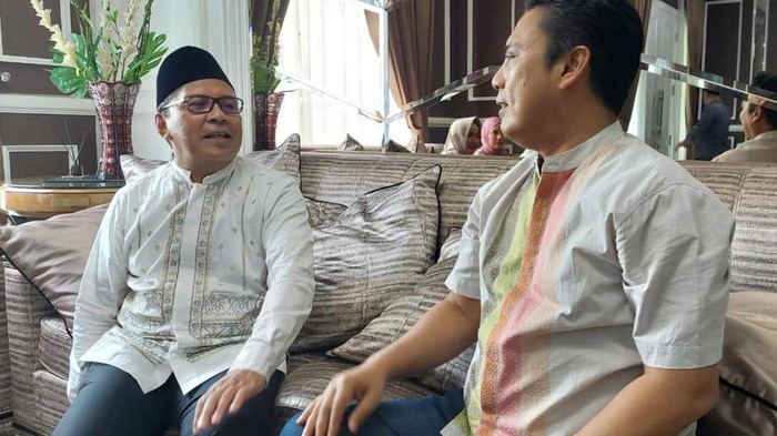 Wali Kota Makassar Mohammad Ramdhan Danny Pomanto bertemu dengan Ketua Gerindra Sulsel Andi Iwan Darmawan Aras jelang Pilgub Sulsel.