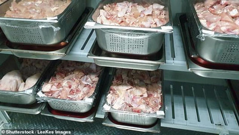 10 Tanda Restoran dengan Makanan Tak Enak dan Pelayanan  Buruk 10 Tanda Restoran dengan Makanan Tak Enak dan Pelayanan  Buruk