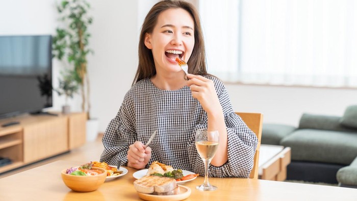 5 Manfaat Sehat Jika Rajin Sikat Gigi Sebelum Sarapan