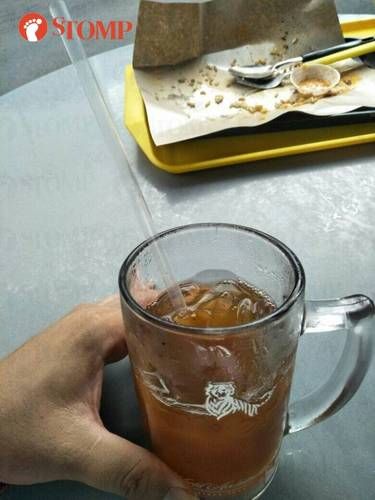 Beli Es Lemon Tea, Pelanggan Kecewa Tak Dapet Potongan Lemon