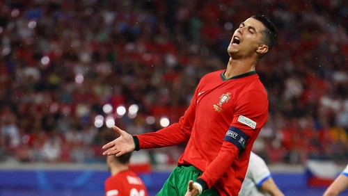 Soccer Football - Euro 2024 - Group F - Portugal v Czech Republic - Leipzig Stadium, Leipzig, Germany - June 18, 2024  Portugals Cristiano Ronaldo reacts REUTERS/Lisi Niesner