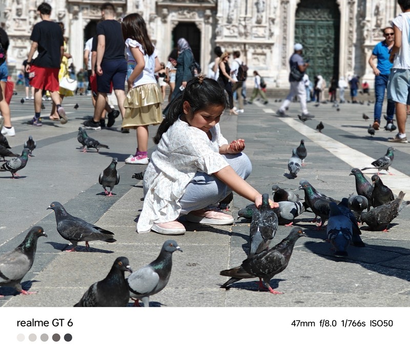 Hasil foto Realme GT 6