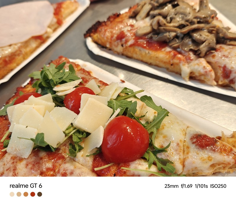 Hasil foto Realme GT 6