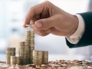 Video Bukan di Celengan atau Bank, Netizen Satu Ini Nabung Uang di Pintu!